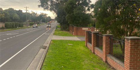 Colchester Road, Kilsyth footpath construction.png